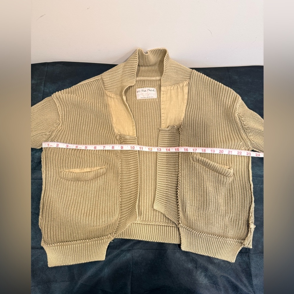 🔥We The Free Cozy Tan Knit Cardigan Size S EC🔥 - Picture 5 of 5